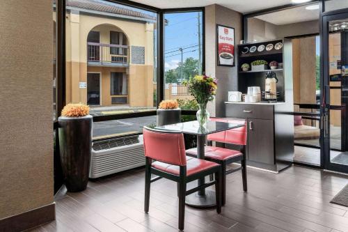 مطعم, Econo Lodge Gainesville Downtown Area in Gainesville