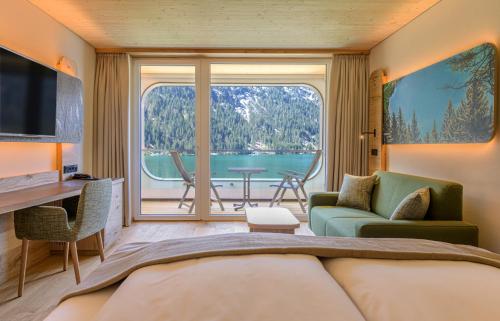 Double Room with Lake View