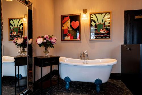 The Park Hotel - image 3