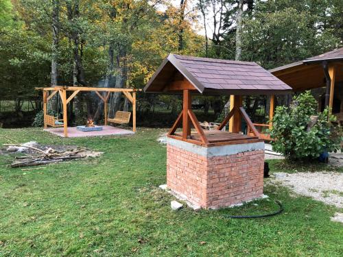 Chalet by the river, Văliug (Foto 4)