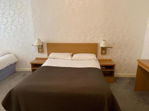Waterford Lodge Hotel - image 13