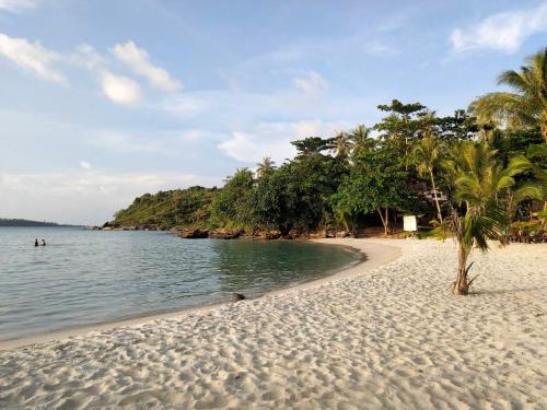 Beach, Baan Bua Cottage (SHA Extra Plus) in Ao Yai Ki