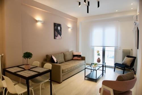 Wonderful Athenian Design Apartment