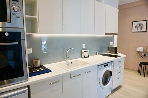 Wonderful Athenian Design Apartment