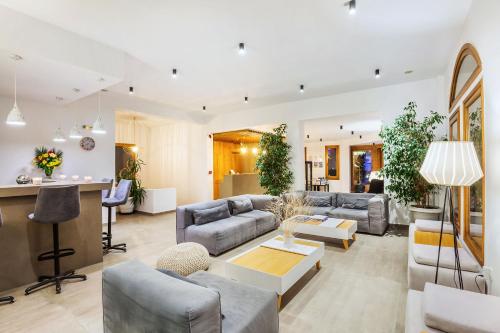 Lobby, Palladium Hotel in Chalkidiki