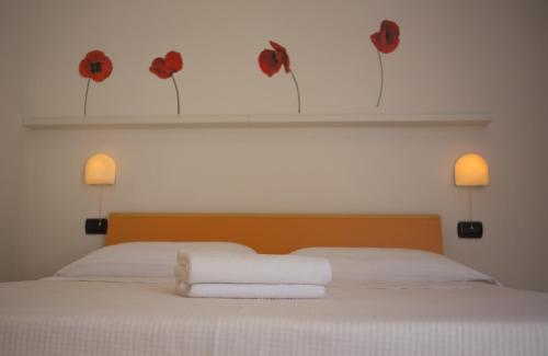 Two-Bedroom Apartment image 4