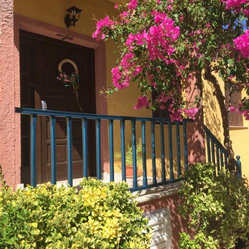 Gardenhouse In The center of Corinth gîte à louer Examília