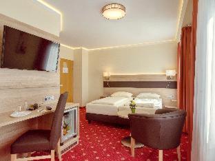 Hotel Kriemhild am Hirschgarten, Munich (photo 8)