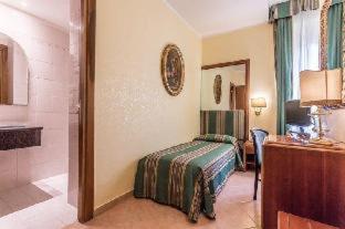 Raeli Hotel Noto, Рим (фото 4)