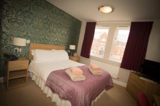 Brockley Hall Hotel - image 14