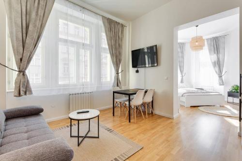 New luxury apartment in the centre with Netflix