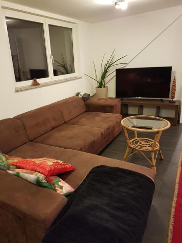 3,5 Zimmer hochwertig eingerichtete Dachgeschosswohnung