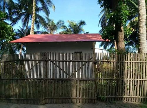 Bungalow on the Beach. Great Sunset. relaxing place in Cauayan  (Negros Occidental)