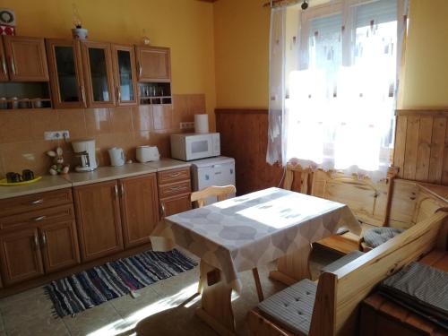 Apartment in Balatonszemes 38456