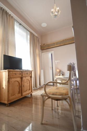 Tulipán Villa Panzió - image 13
