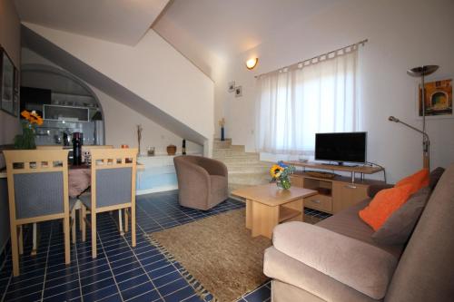 Dr. IGDA Apartments - image 9