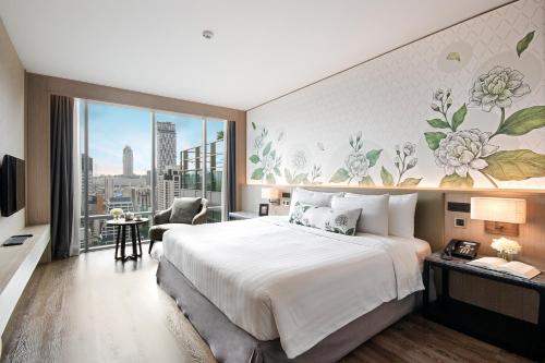 room detail thumbnail 1