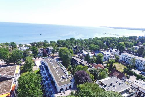 White Pearl Apartment 0.02 - image 6