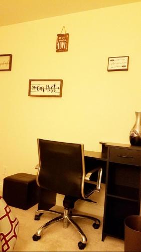 Lovely condo! Walking distance to the Strip with pool and spa Lovely condo! Walking distance to the Strip with pool and spa