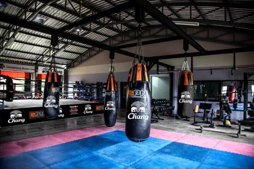 sitsongpeenong muaythai sitsongpeenong muaythai