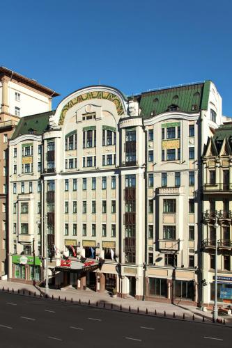 Moscow Marriott Tverskaya Hotel - image 2