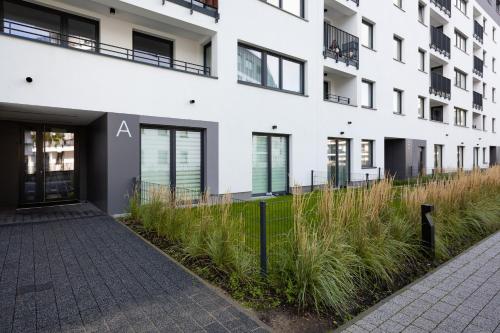 Apartments Warsaw Obozowa by Renters - image 6