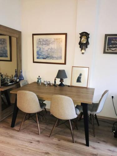  loop with attractions, in Tesvikiye, 80m2, 1+1 in Istanbul