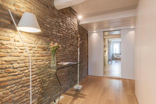 Campo De' Fiori Apartment - Charme Homes - main image