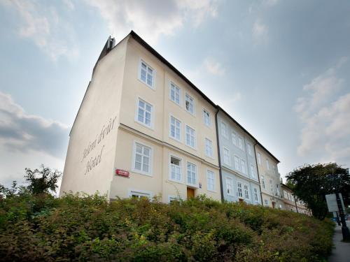 EA ホテル イェレニ デヴール プラハ キャッスル