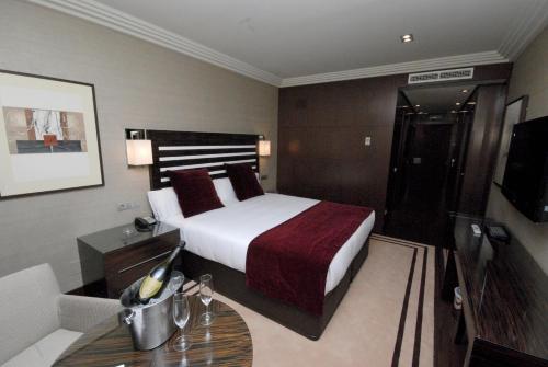 Double room, deluxe