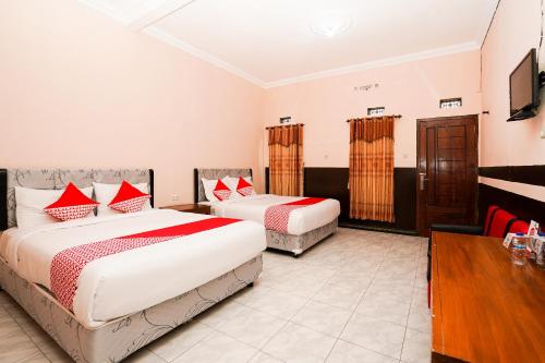 . OYO 1048 Rahayu Bromo Hotel