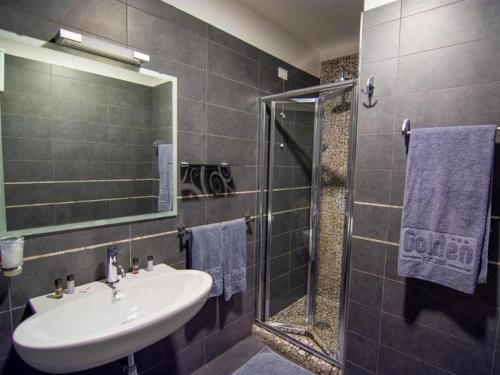 Golden Hotel, Naples (photo 4)