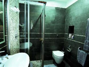 Golden Hotel, Naples (photo 6)