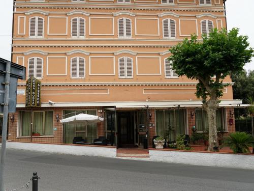 Hotel Casa Rossa, Montecatini Terme