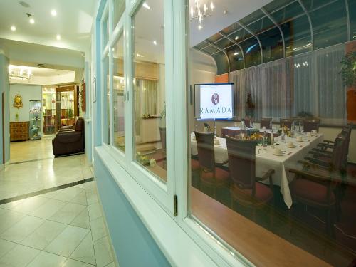 Ramada by Wyndham Prague City Centre