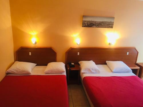 Paris Hôtel Le Mediterraneen - image 6