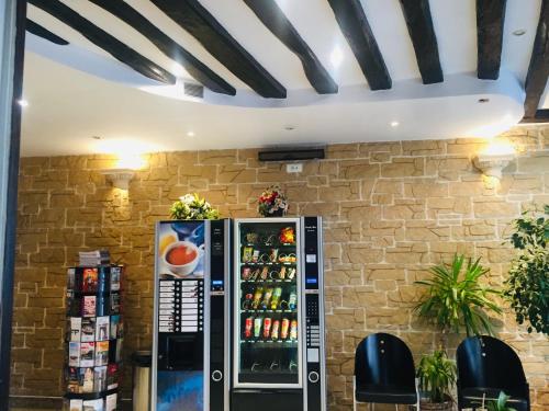 Paris Hôtel Le Mediterraneen - image 9