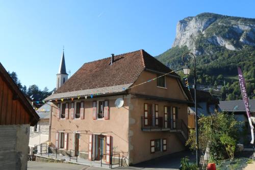 Le postillon REZ - Location saisonnière - Saint-Pierre-d'Entremont