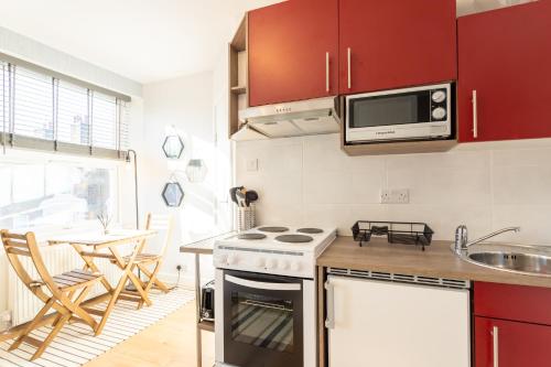 Modern and Chic Studio Flat for 2 people in West Kilburn by Queen's Park, Londyn (zdjęcie 7)