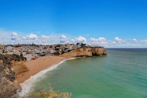  Carvoeiro Beach by Homing, Ferienwohnung in Carvoeiro