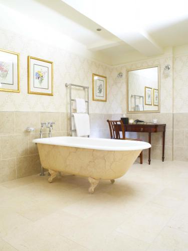 Buckland Manor - A Relais & Chateaux Hotel - image 12