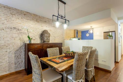 LUXURIOUS & ALLURING HOME IN HISTORIC TOWN (VALENCIA), Valencie (fotografie 7)