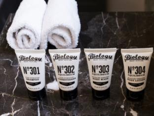 Hotel Woolstore 1888, Sydney - Handwritten Collection