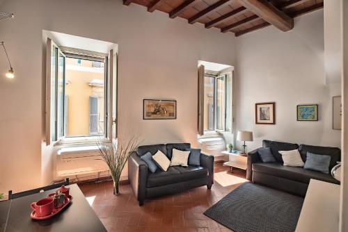 Appartamento via dei Baullari, Рим (фото 8)