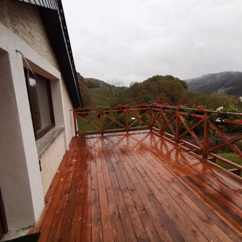 ระเบียง/ชานเรือน, Lavender Hill in ไบรลอน