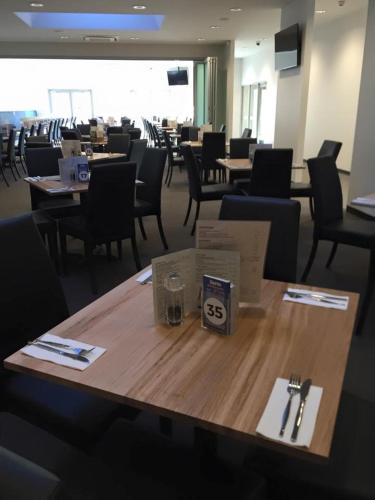 Étterem, Risdon Brook Hotel in Risdon Vale