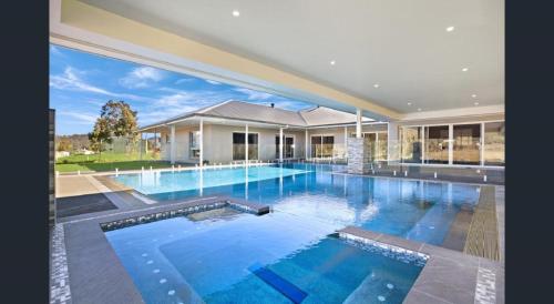Úszómedence, ON Keppies - BnB - Family Farm & Wedding Guest Accommodation Paterson NSW in Paterson