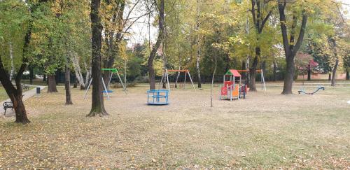 Trosoban stan u Zenici - image 6