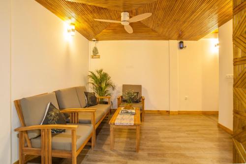 224640672 PERLA Dhangethi