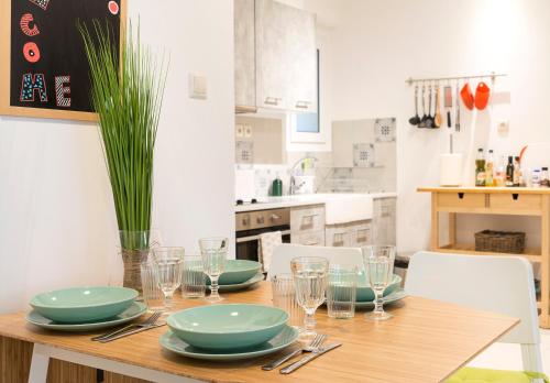 1 KM from The Acropolis 1 Bedroom Apt, Atenas